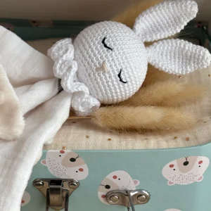 Doudou Lapin Blanc - Doudou personnalisé au crochet