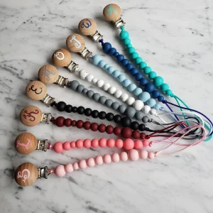 Attache-suce MONOGRAMME, 71 CHOIX de COULEURS, peint à la main, modèle LÉNA, cadeau de shower