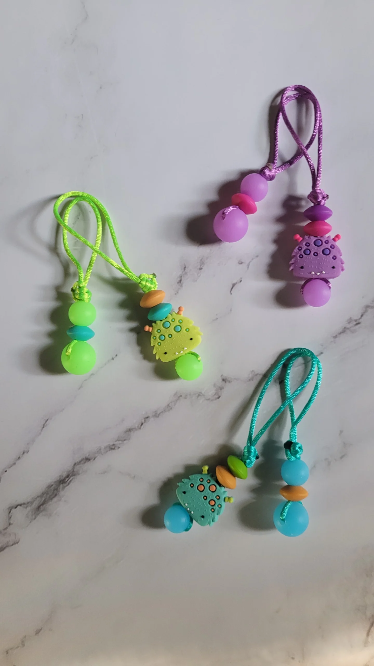 DUO de tirettes PETIT MONSTRE, brille dans le noir, pour fermeture éclair, Halloween