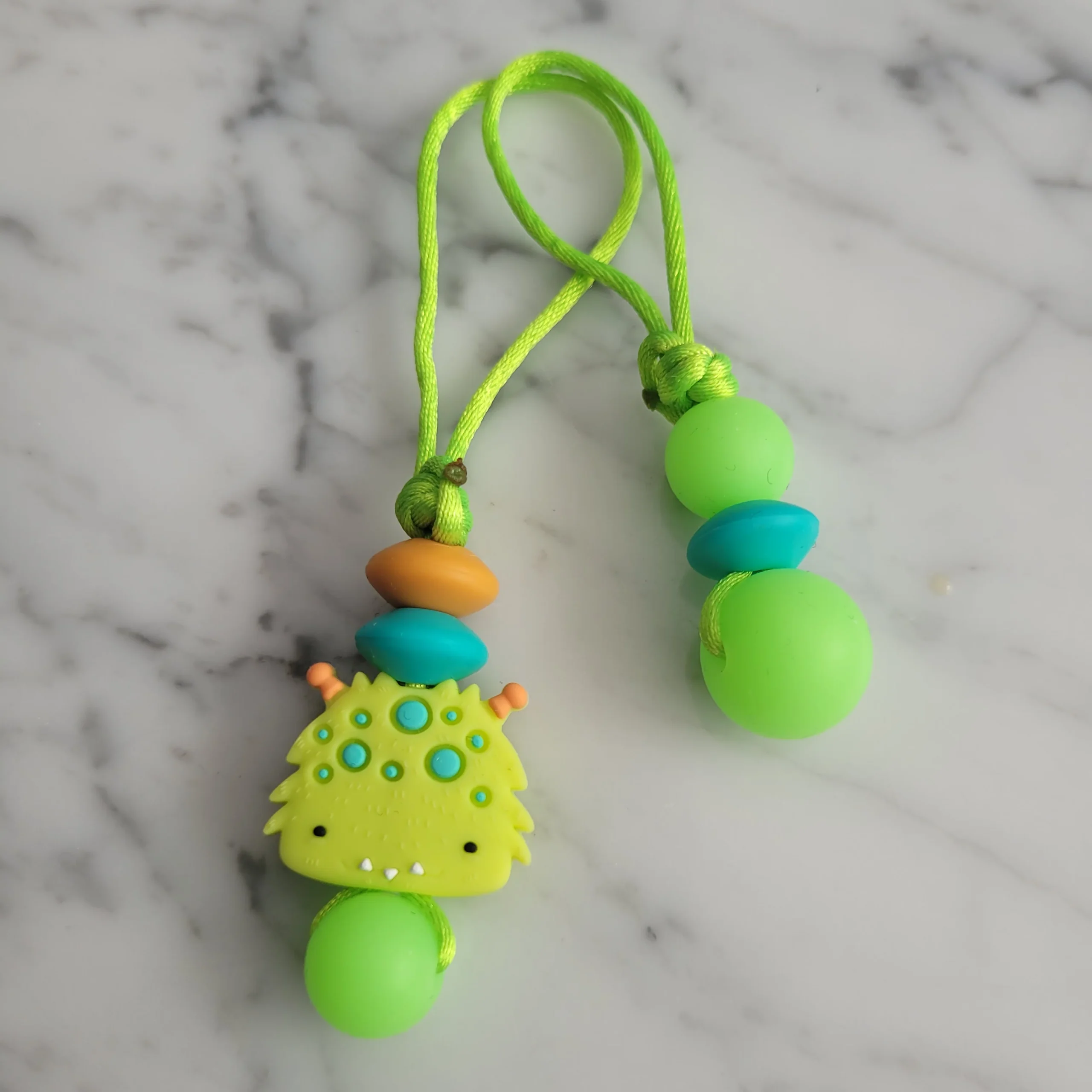 DUO de tirettes PETIT MONSTRE, brille dans le noir, pour fermeture éclair, Halloween – Image 5