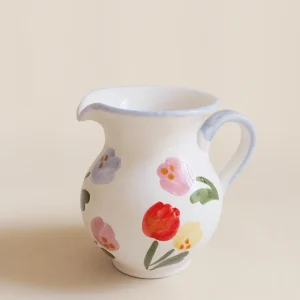 Le pichet tulipes peint à la main - Molleni x émoi émoi