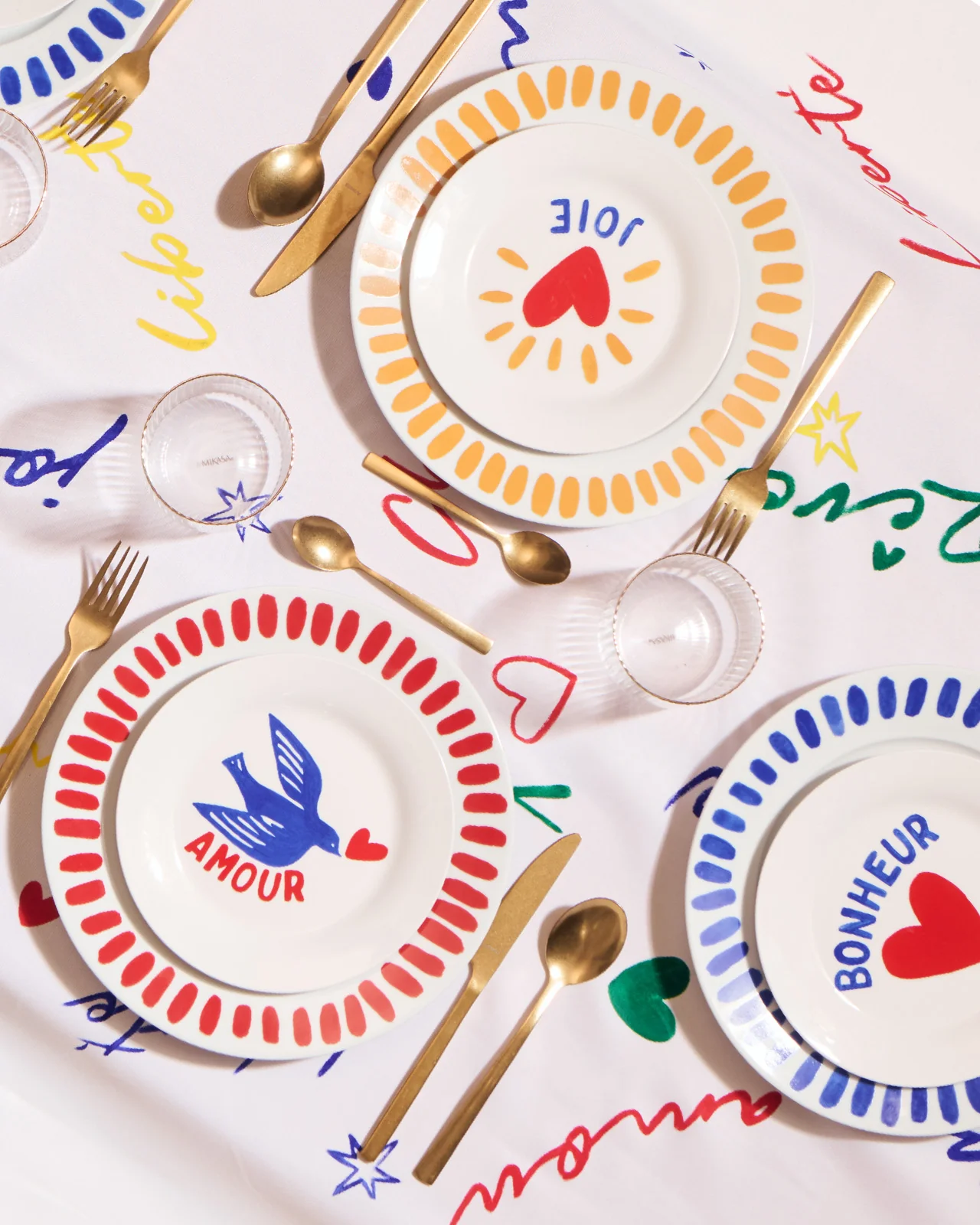 L'assiette Coeur rouge en porcelaine - 26 cm – Image 9