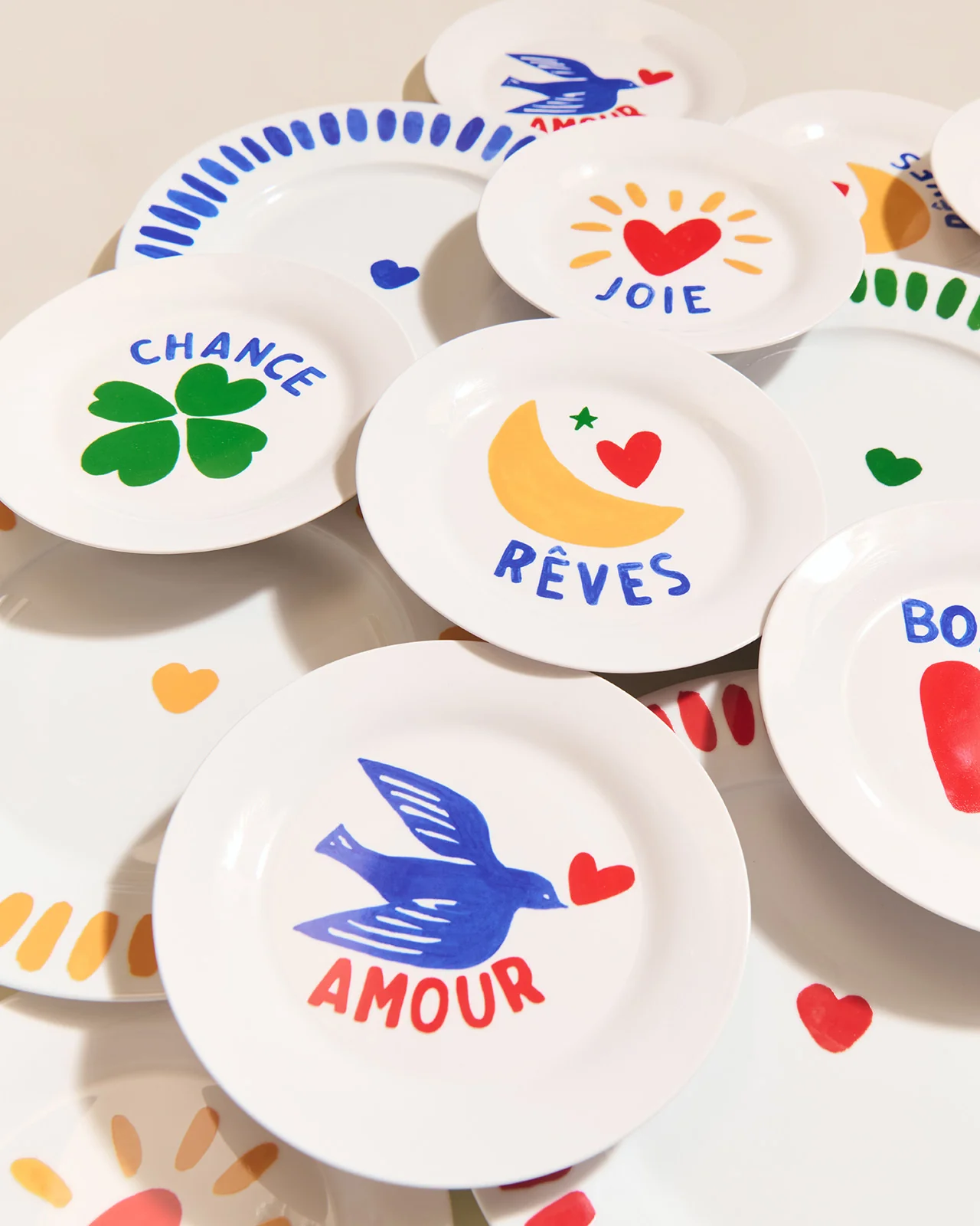L'assiette Amour en porcelaine - 19 cm – Image 9