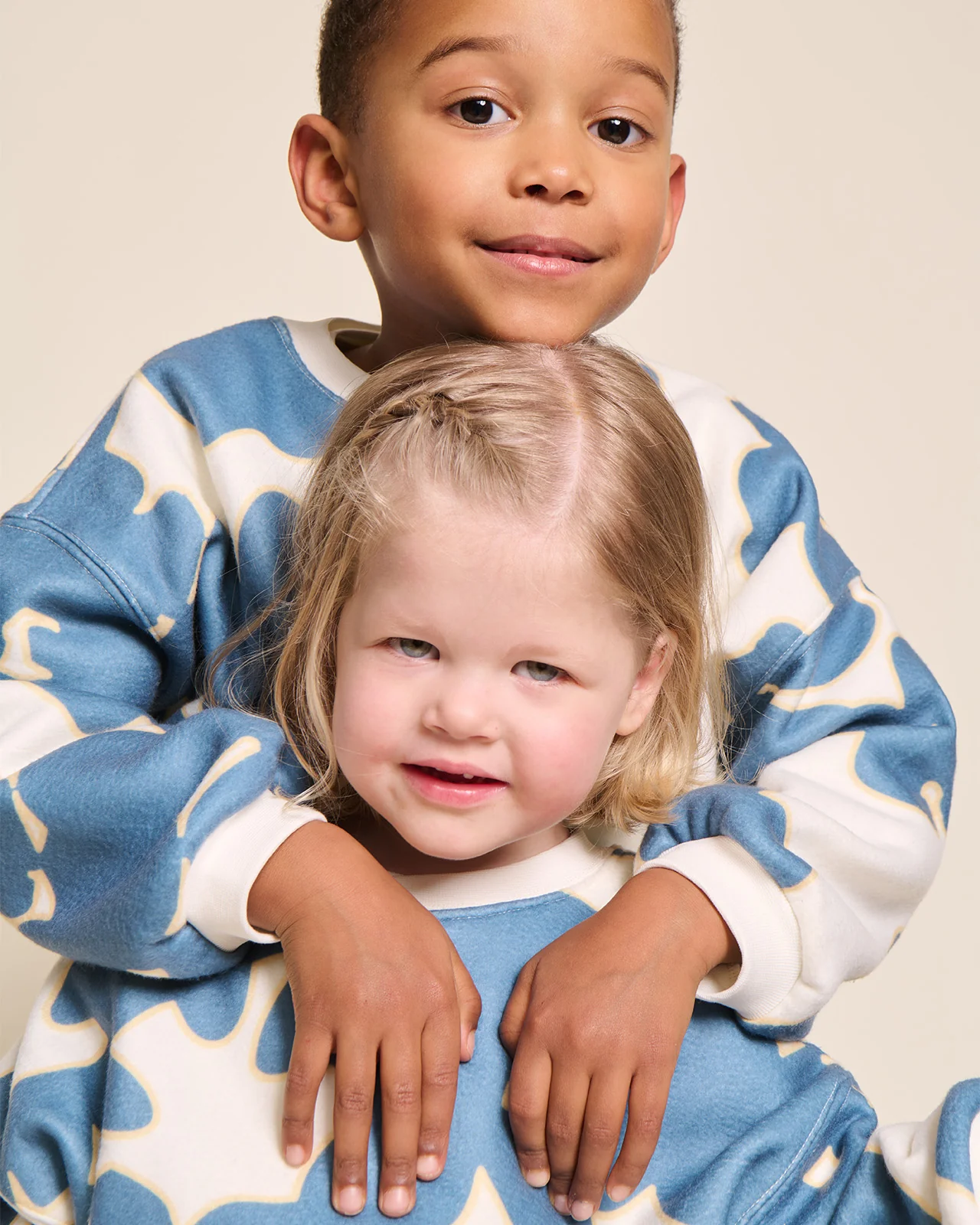 Le duo de sweats en polaire recyclée imprimée - fleurs du lac – Image 8
