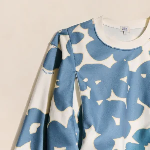 Le sweat d'allaitement Silke en polaire recyclée - fleurs du lac