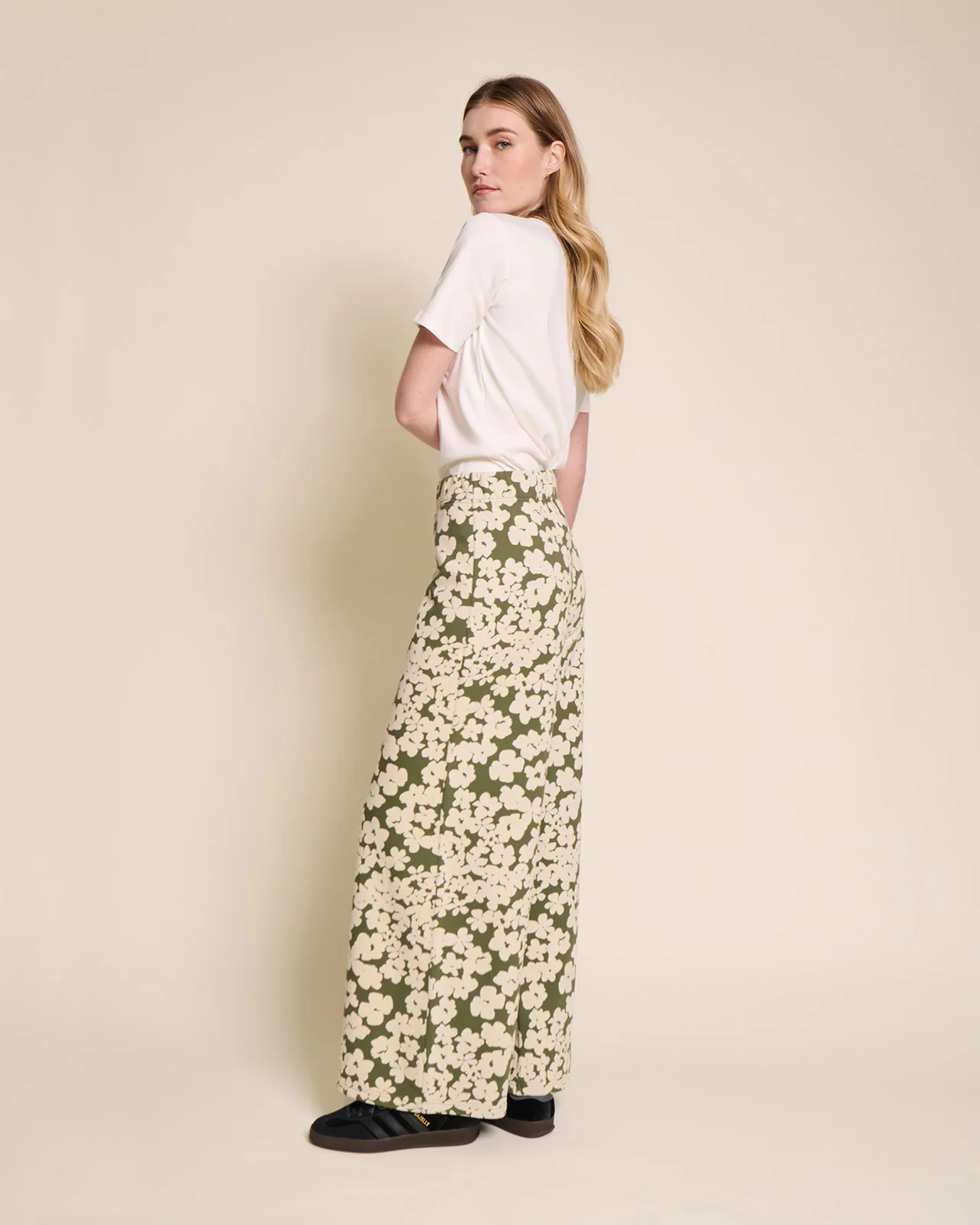 Le pantalon Pauline en coton bio - Fleurs sauvages