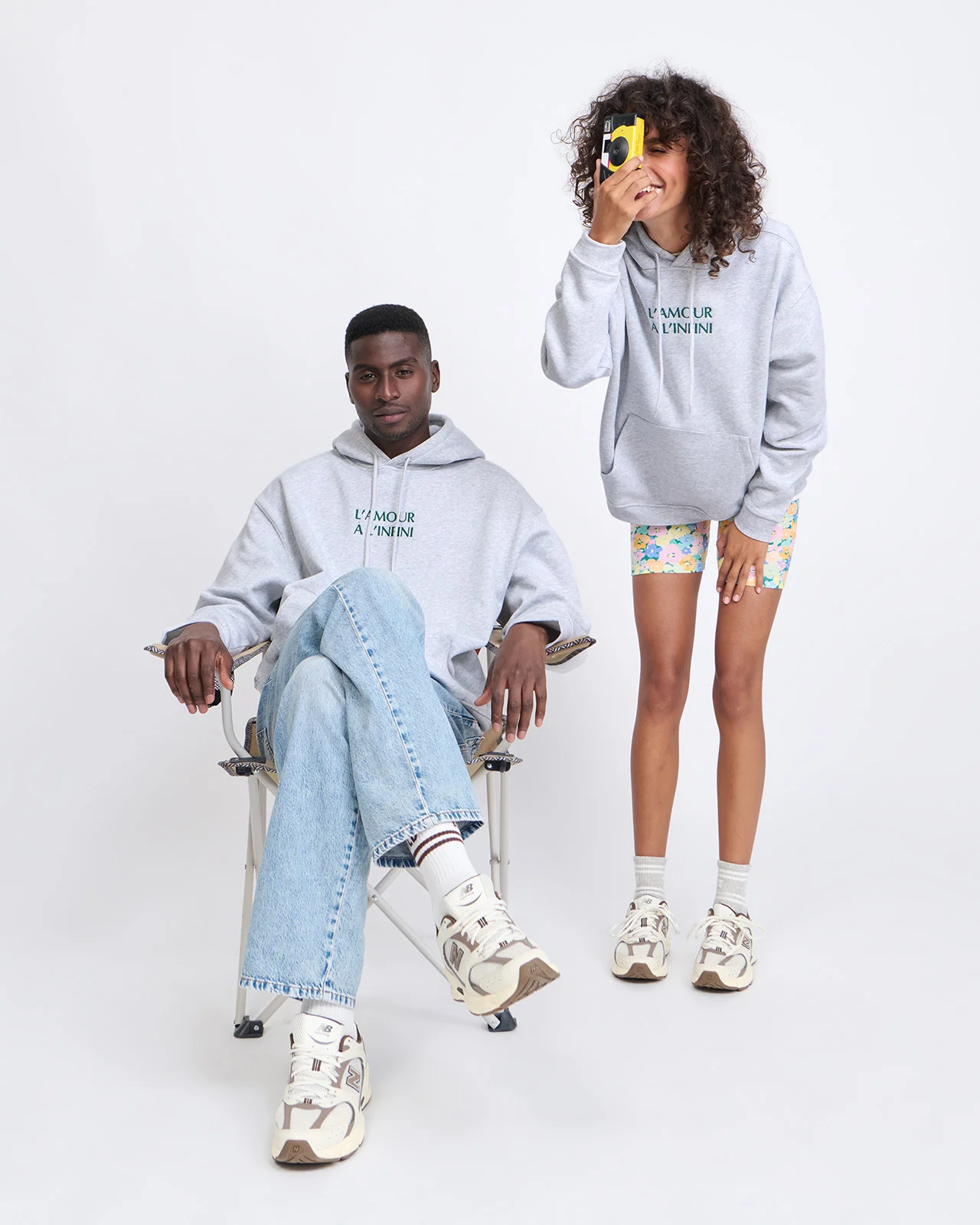 Le hoodie L'amour à l'infini adulte - gris chiné