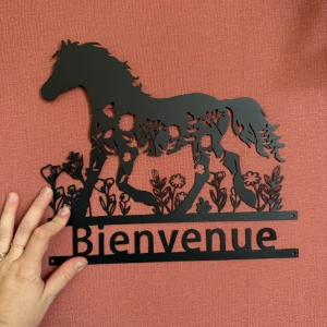 Décoration mural en métal cheval