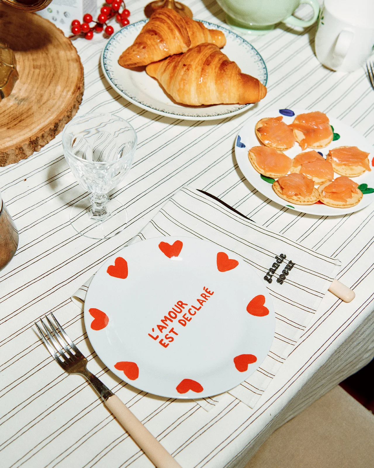 L'assiette L'amour est déclaré en porcelaine - 19 cm – Image 4