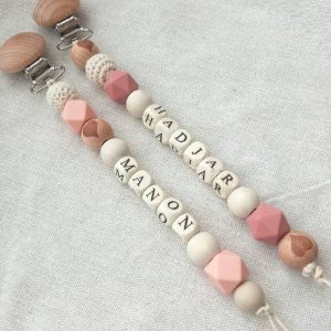 Attache tétine personnalisé rose