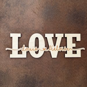 Décoration mot "LOVE" en bois personnalisé