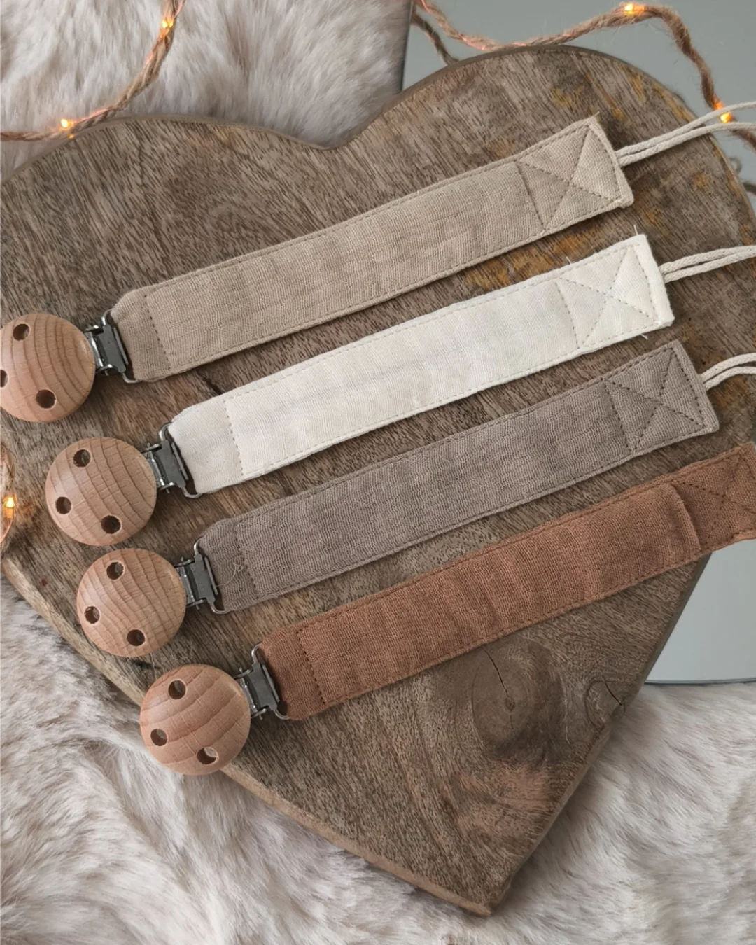 Attache tétine - Beige – Image 2