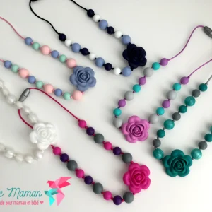 Collier pour enfant ROSALIE, fleur, collier perles de silicone