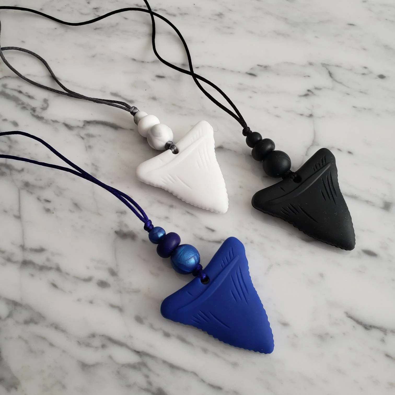 Collier pour enfant, DENT de la MER, requin, silicone alimentaire, collier de portage, collier pour homme, papa, Cadeau shower – Image 6