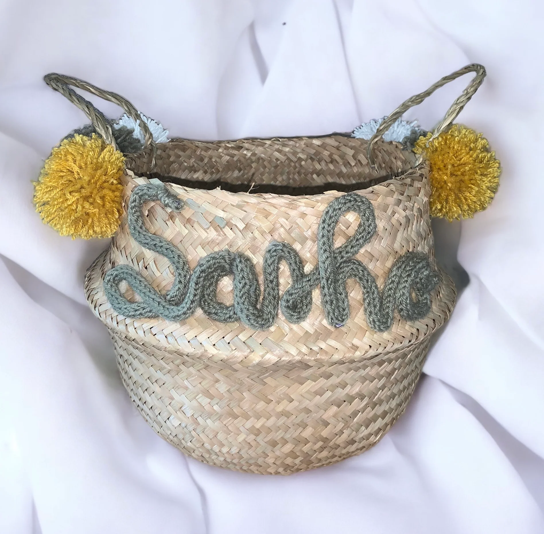 petit panier personnalisé en jonc de mer, panier de rangement personnalisé avec tricotin, prénom – Image 3