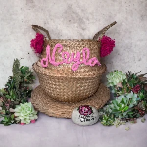 Grand panier personnalisé jonc de mer, panier de rangement personnalisé avec tricotin prénom