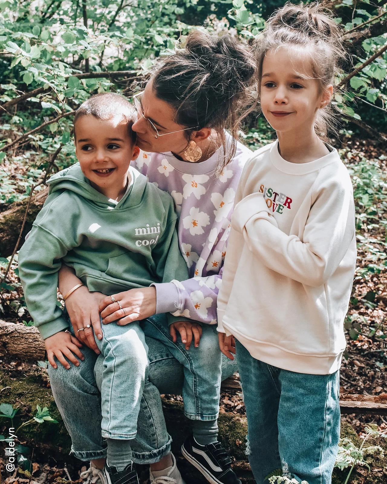 Le sweat brodé Sister love en coton bio - crème – Image 5