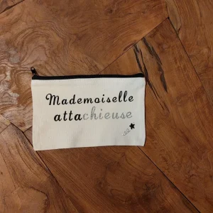 Pochette Attachieuse