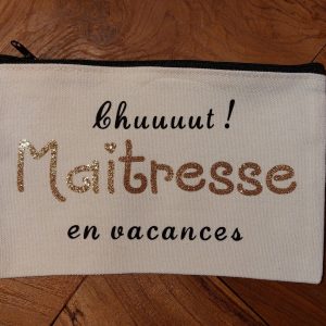 Pochette Maîtresse en vacances